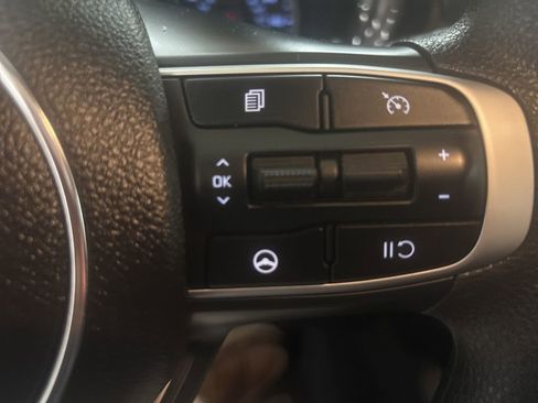 Used 2023 Kia K5 LXS FWD image 16