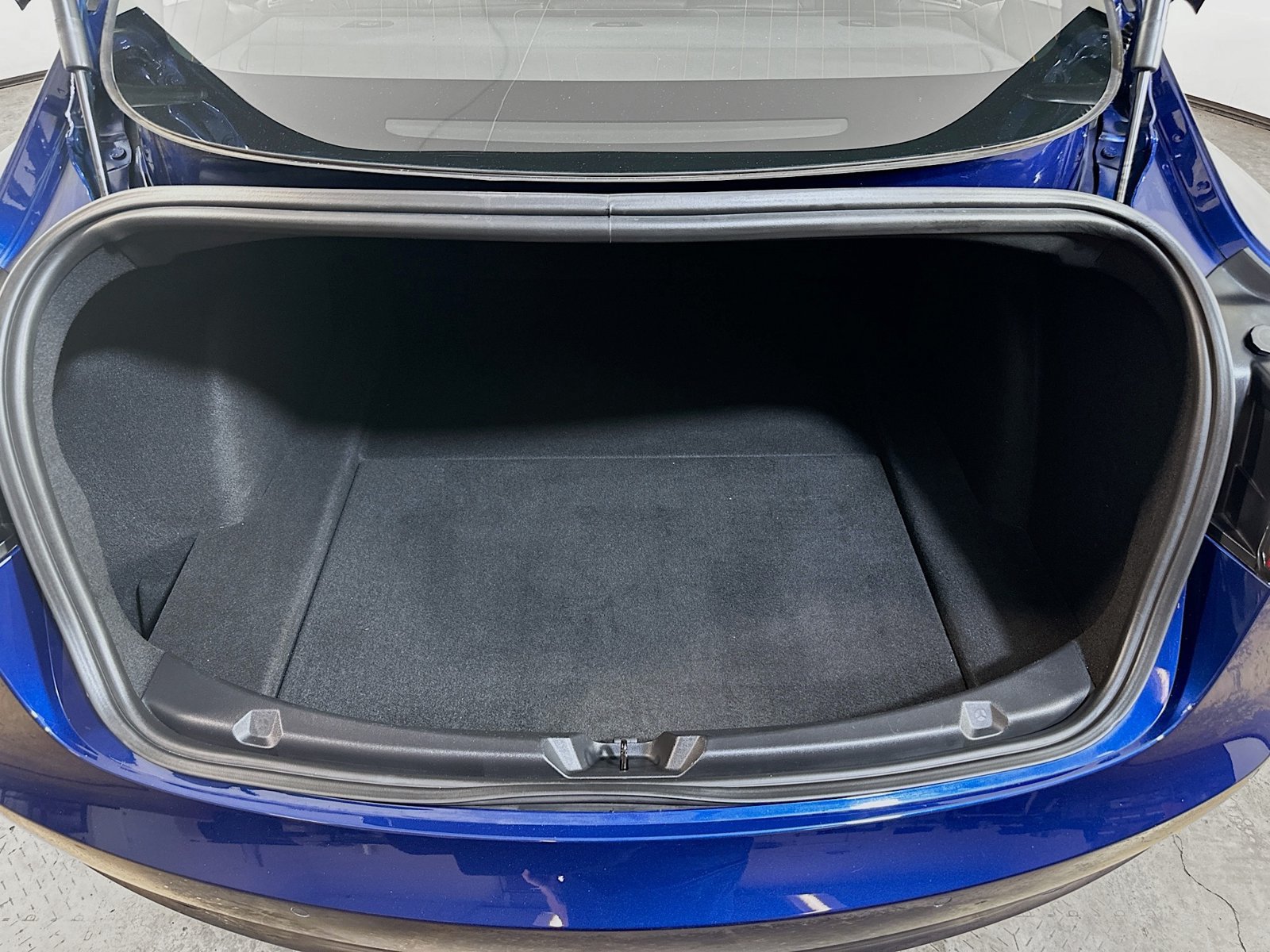 Used 2019 Tesla Model 3 Long Range RWD image 9