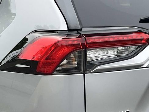 Used 2023 Toyota RAV4 LE FWD image 10