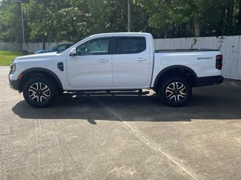 Used 2025 Ford Ranger Lariat w/ Trailer Tow Package RWD image 2
