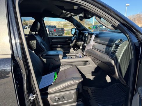 Used 2020 RAM 1500 Limited w/ Black Appearance Package image 30