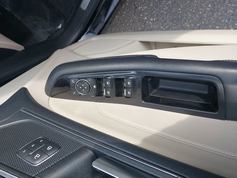 Used 2018 Ford Edge Titanium w/ Technology Package AWD/4WD image 28