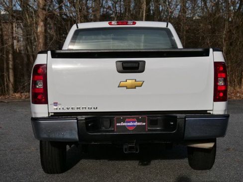 Used 2013 Chevrolet Silverado 1500 W/T image 8