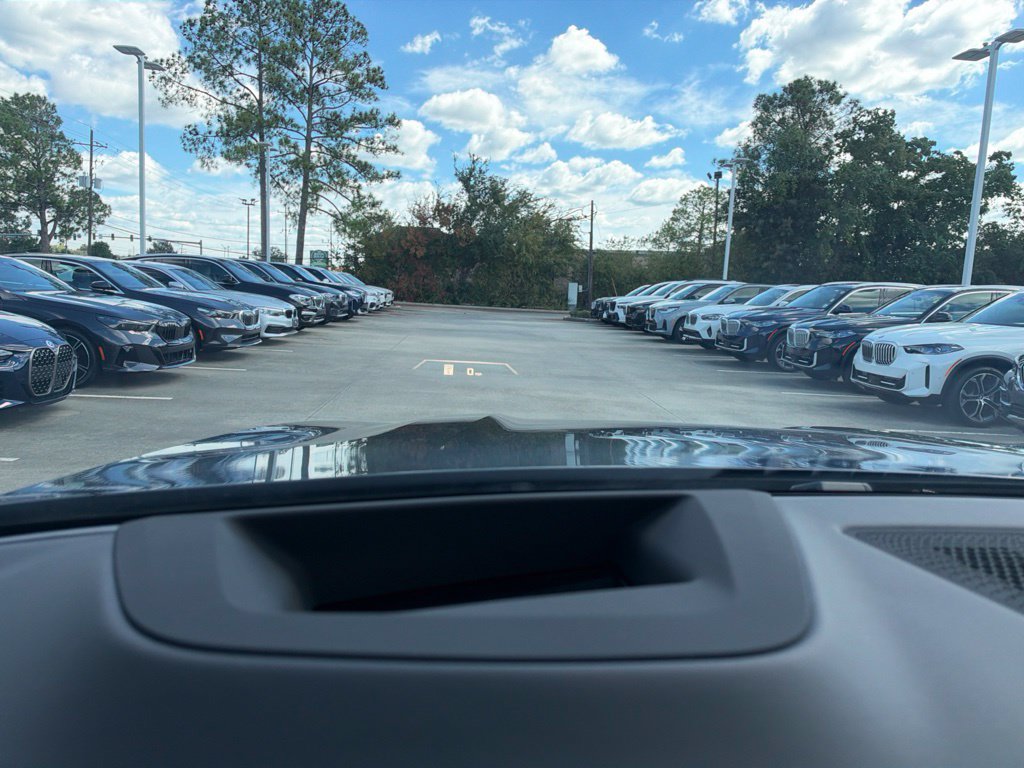 Certified 2026 BMW X7 M60i AWD/4WD image 19