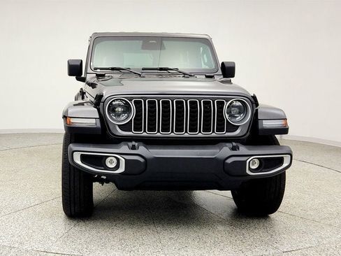 Used 2025 Jeep Wrangler Unlimited Sahara w/ Safety Group image 2