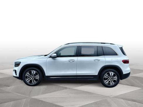 Used 2025 Mercedes-Benz GLB 250 image 5