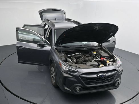 Used 2025 Subaru Outback Premium w/ Popular Package #1 AWD/4WD image 37