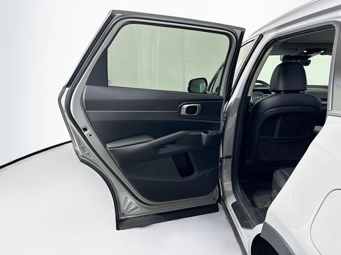 Used 2024 Kia Sorento S w/ Panoramic Sunroof Package FWD image 27