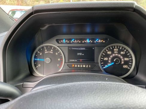 Used 2017 Ford F150 XLT w/ Equipment Group 302A Luxury image 24