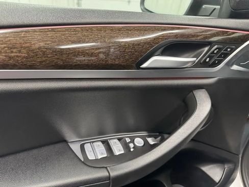 Used 2024 BMW X3 xDrive30i image 4