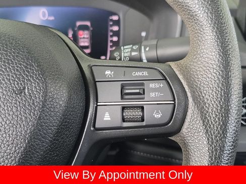 Used 2025 Honda Accord LX image 31