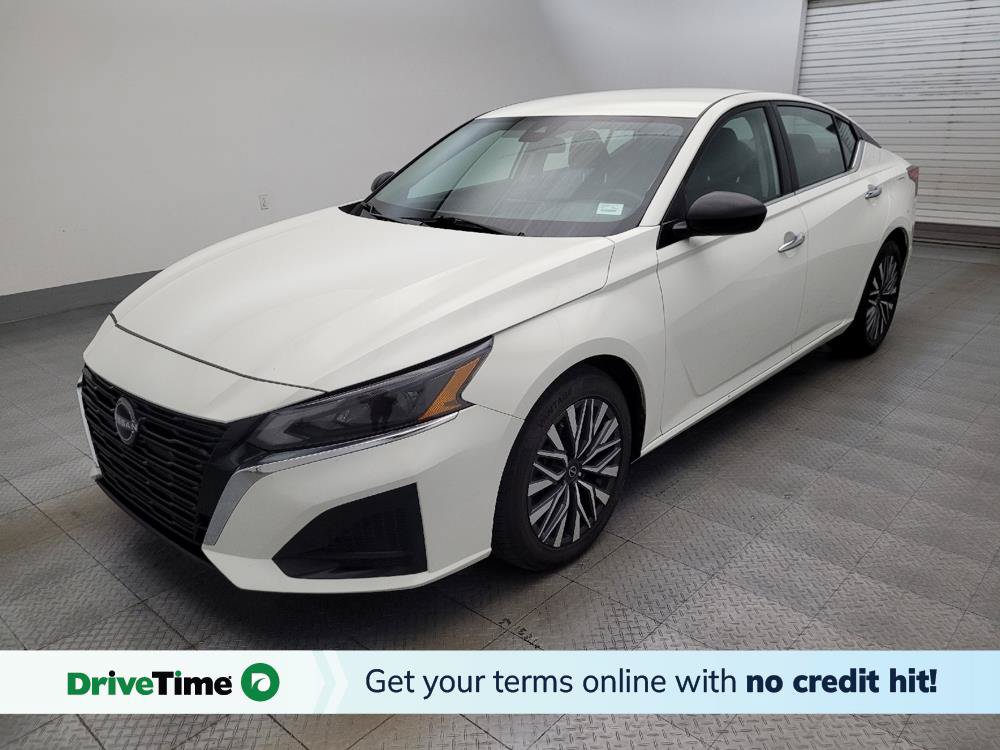 Used 2025 Nissan Altima 2.5 SV FWD image 1