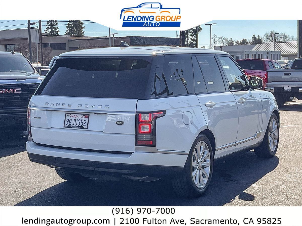 Used 2017 Land Rover Range Rover HSE AWD/4WD image 4