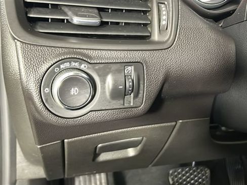 Used 2020 Buick Envision Essence FWD image 20