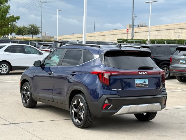 Used 2024 Kia Seltos EX AWD/4WD image 4
