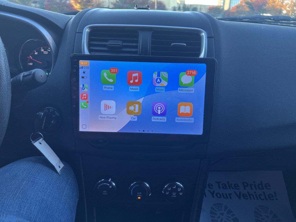 Used 2013 Dodge Avenger SE FWD image 20