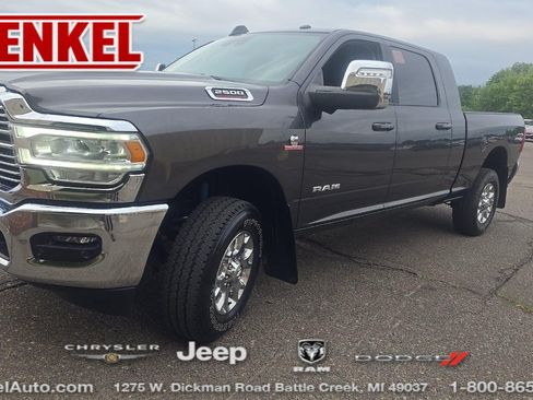 Used 2023 RAM 2500 Laramie AWD/4WD image 1