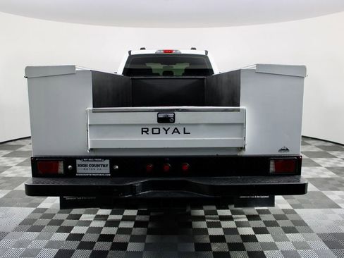 Used 2022 Ford F350 XL w/ Power Equipment Group image 7