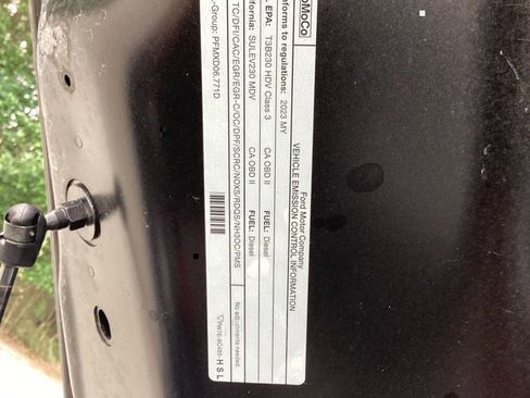 Used 2023 Ford F250 Lariat w/ Chrome Package image 73