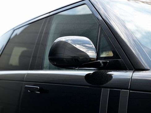 New 2026 Land Rover Range Rover SE image 14