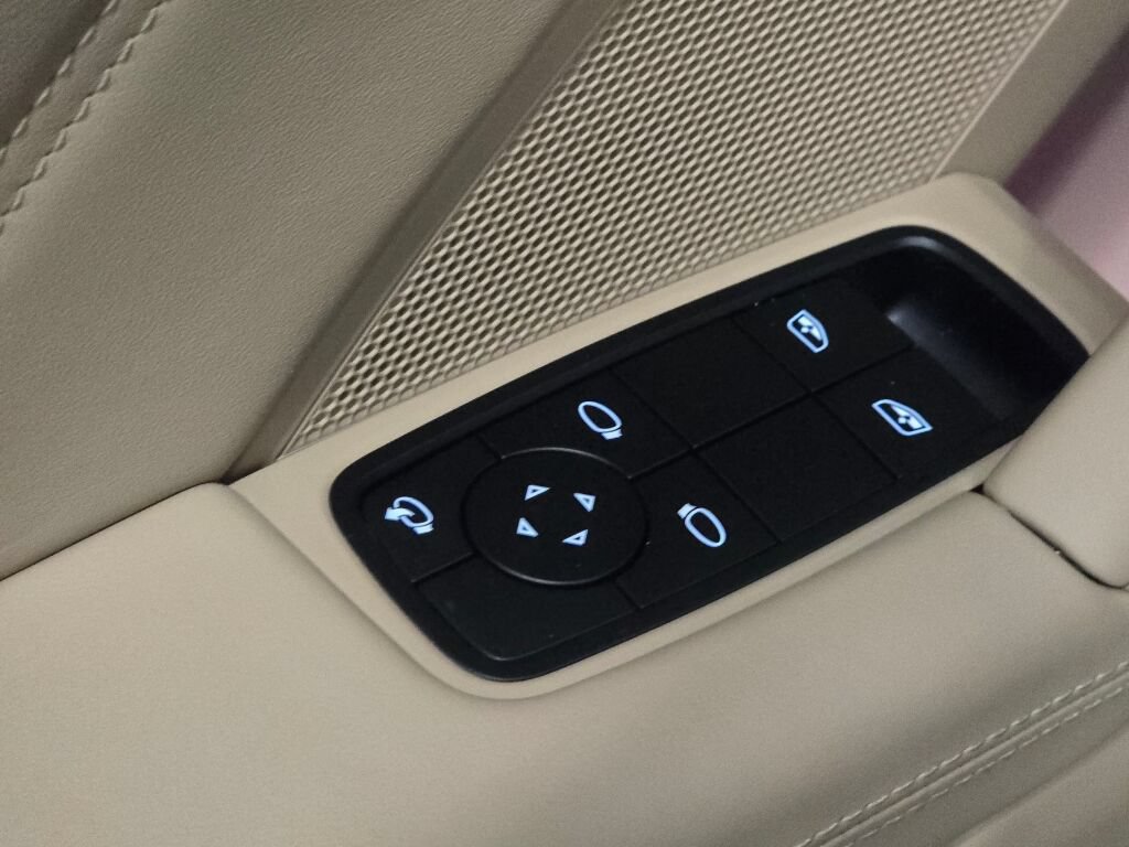 Certified 2023 Porsche 911 Turbo S AWD/4WD image 31