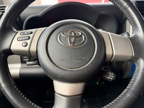 Used 2007 Toyota FJ Cruiser 4WD image 15