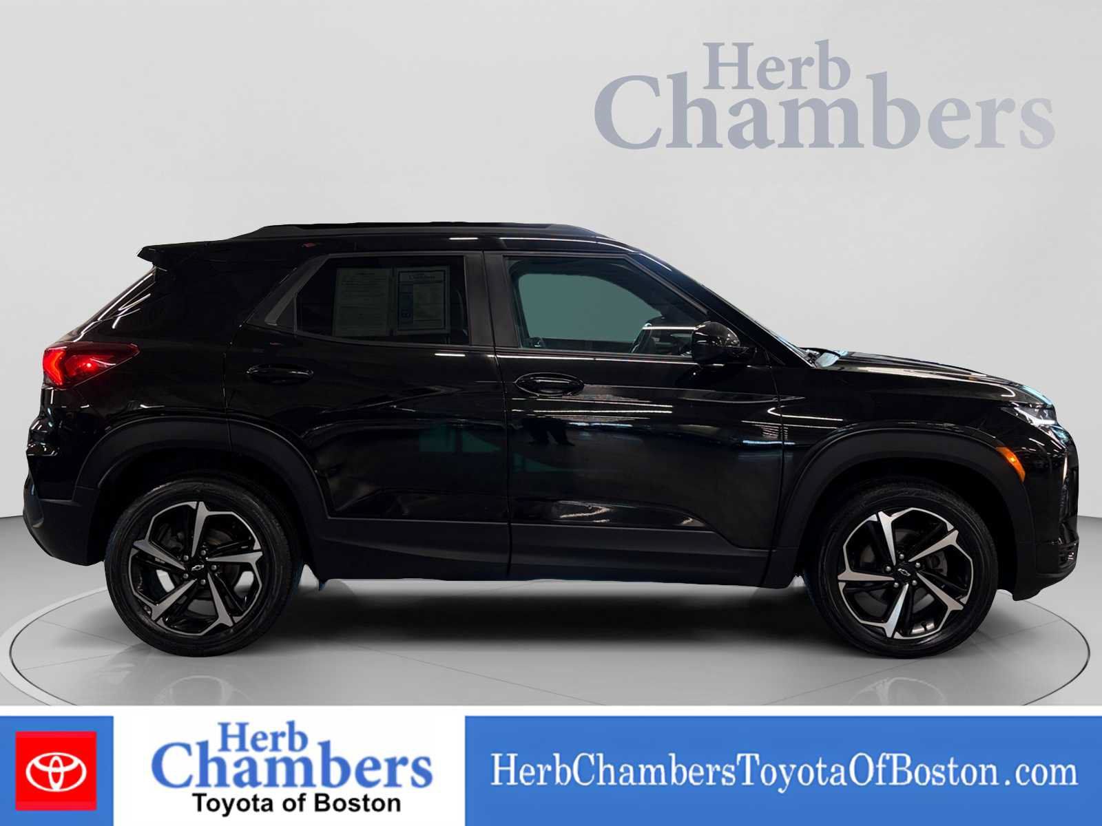 Used 2022 Chevrolet TrailBlazer RS AWD/4WD image 11