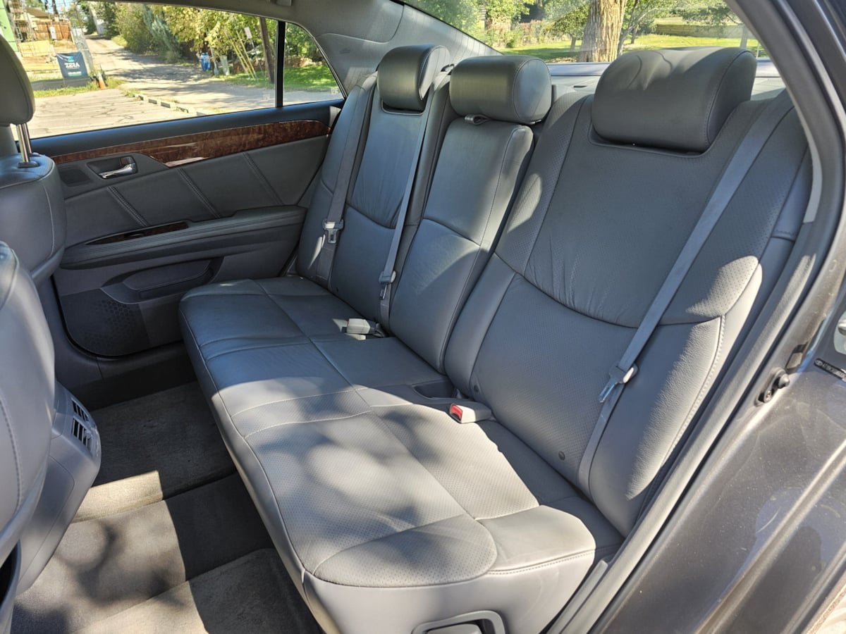 Used 2006 Toyota Avalon Limited FWD image 30