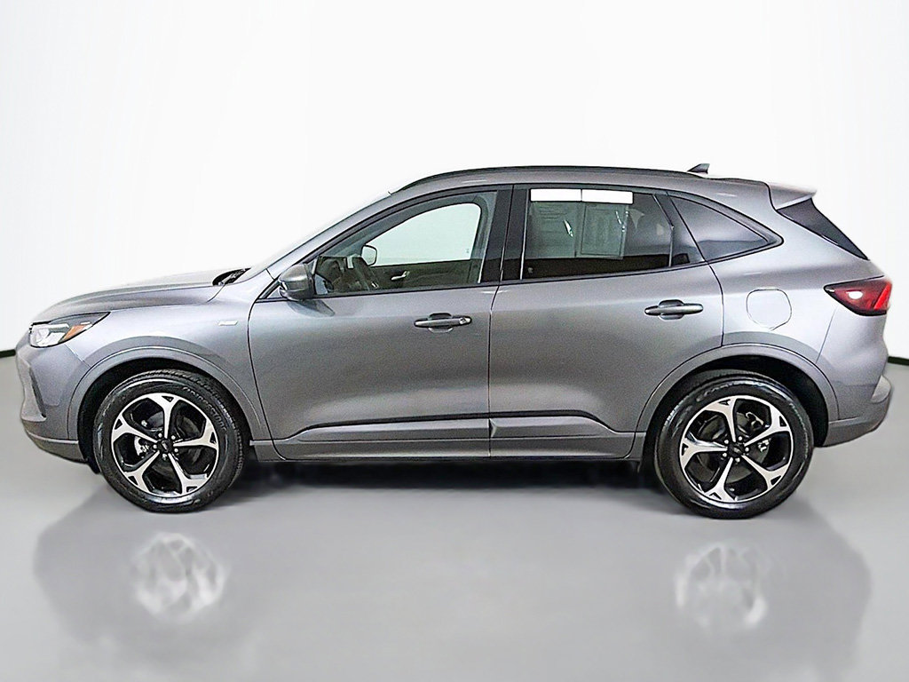 Used 2024 Ford Escape ST-Line Select w/ Tech Pack #2 AWD/4WD image 16