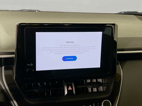 Used 2023 Toyota Corolla LE image 14