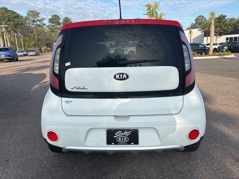 Used 2017 Kia Soul + w/ Designer's Package image 6