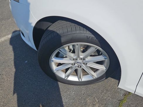 Used 2019 Ford Flex Limited image 3