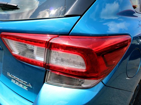 Used 2017 Subaru Impreza 2.0i image 10