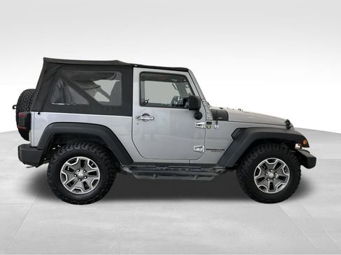 Used 2014 Jeep Wrangler Rubicon w/ Power Convenience Group AWD/4WD image 8