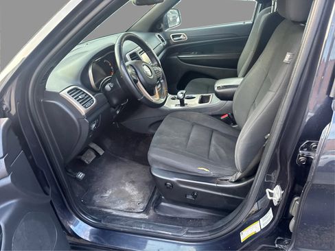 Used 2015 Jeep Grand Cherokee Laredo w/ Quick Order Package 23E AWD/4WD image 10