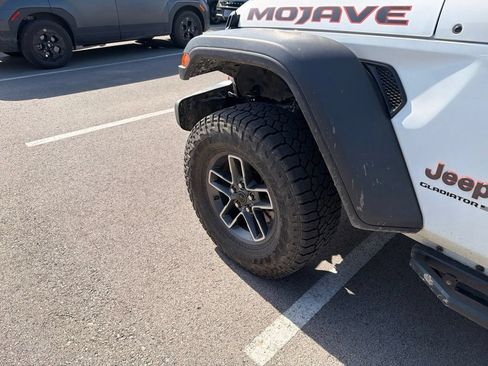 Used 2024 Jeep Gladiator Mojave w/ Safety Group AWD/4WD image 24