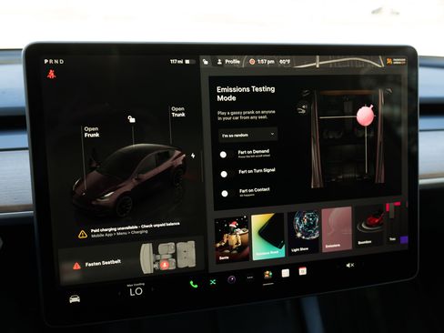 Used 2023 Tesla Model Y Long Range image 30