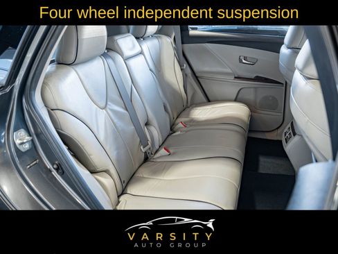 Used 2011 Toyota Venza AWD image 16