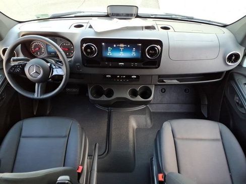 New 2026 Mercedes-Benz Sprinter 2500 image 4
