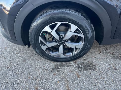 Used 2020 Kia Sportage LX image 27