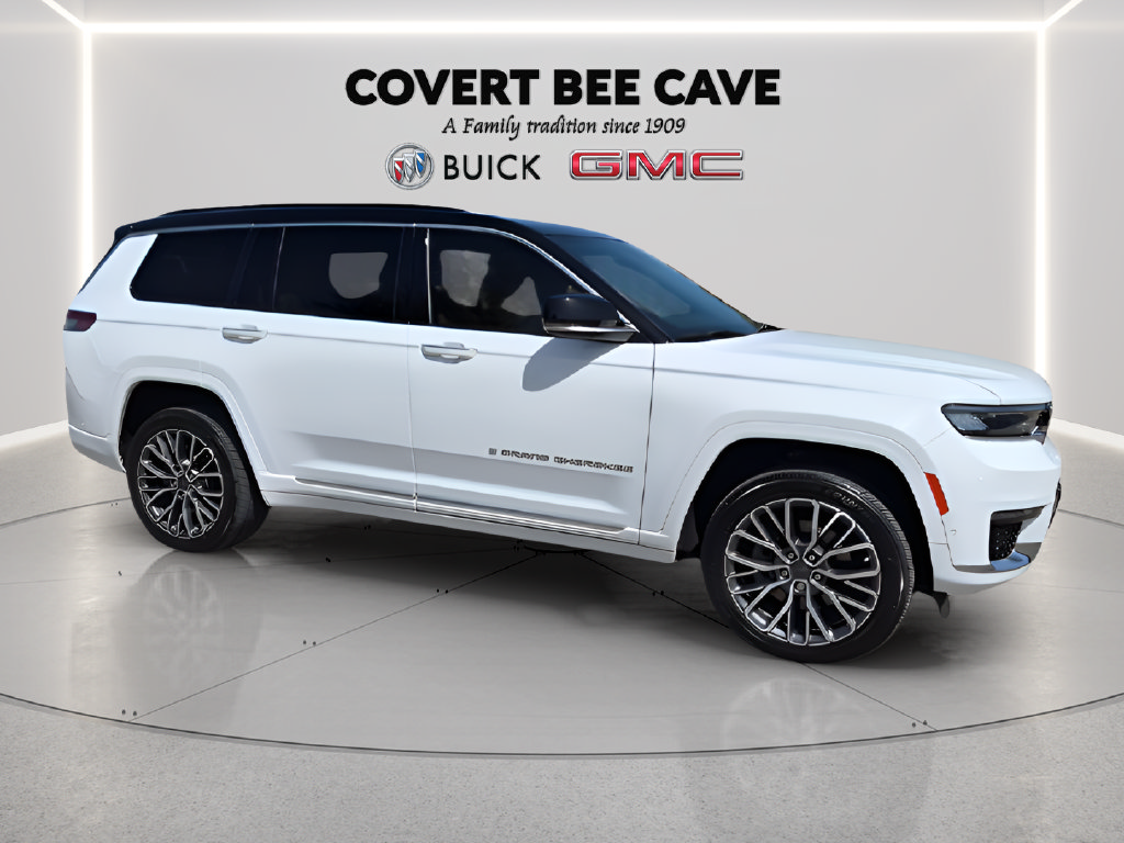 Used 2025 Jeep Grand Cherokee L Summit AWD/4WD image 15