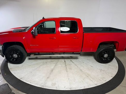 Used 2011 Chevrolet Silverado 2500 LTZ w/ Suspension Package, Off-Road image 4
