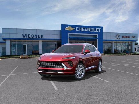 New 2025 Buick Envision Avenir image 8