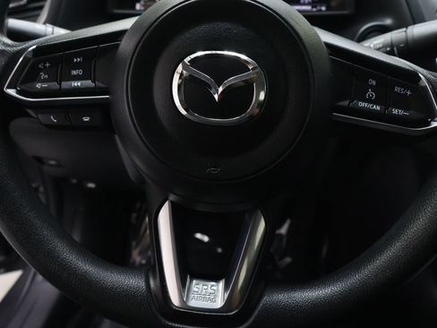 Used 2017 MAZDA MAZDA3 Sport w/ Preferred Equipment Package FWD image 17