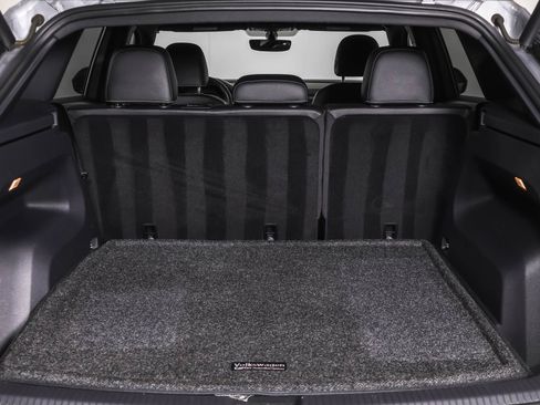 Used 2020 Volkswagen Atlas Cross Sport SE w/ Towing Package image 40