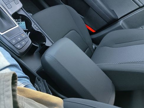 New 2026 Kia Sportage LX image 27