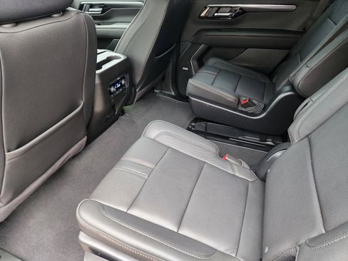 Used 2025 Chevrolet Tahoe RST w/ Comfort Package AWD/4WD image 23