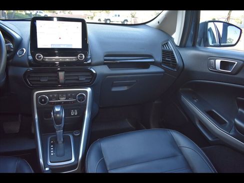 Used 2021 Ford EcoSport Titanium image 31