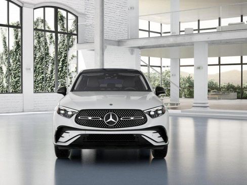 Certified 2025 Mercedes-Benz GLC 300 4MATIC image 28