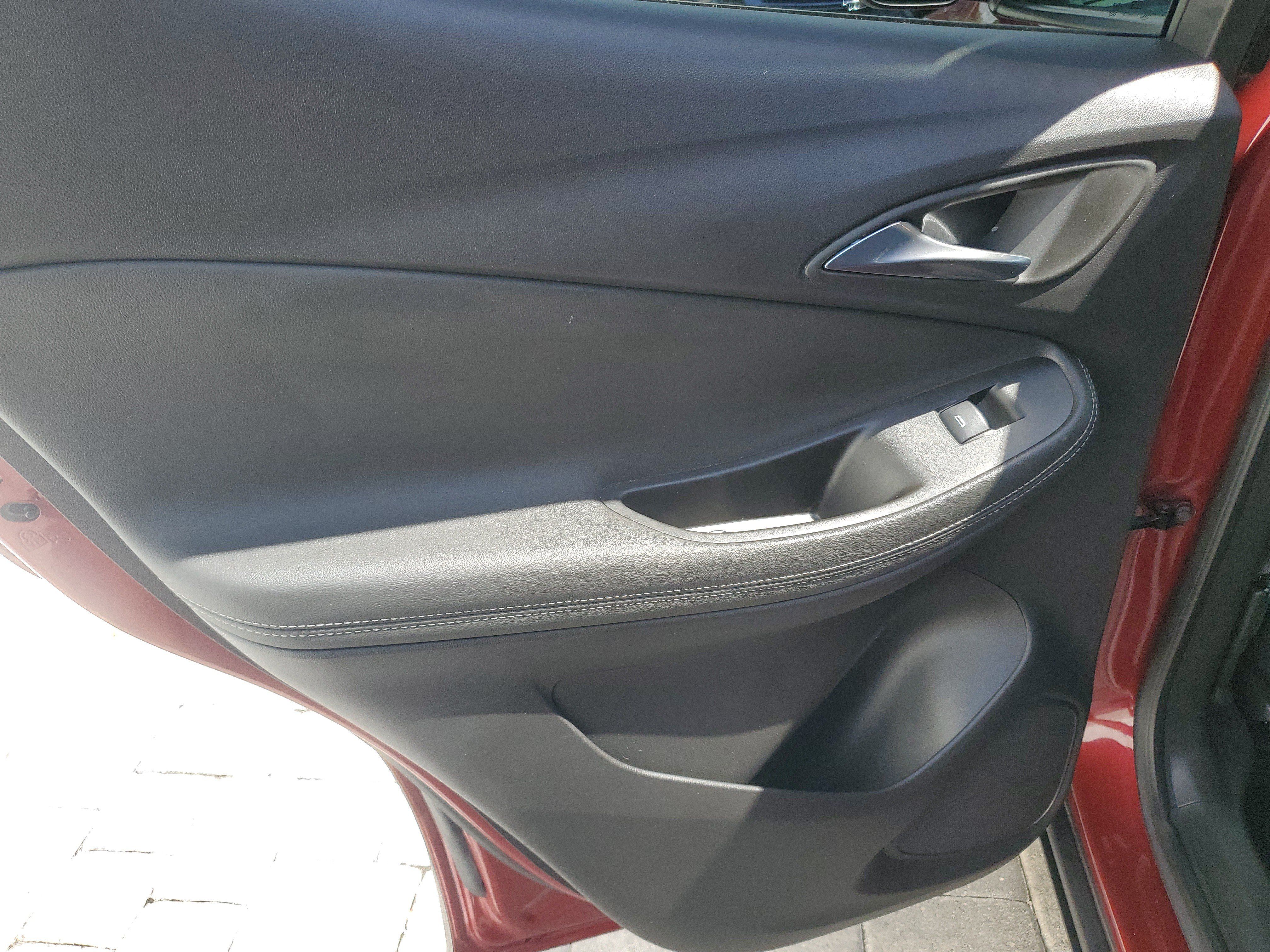 Used 2023 Buick Encore GX Select w/ Safety Package II FWD image 9